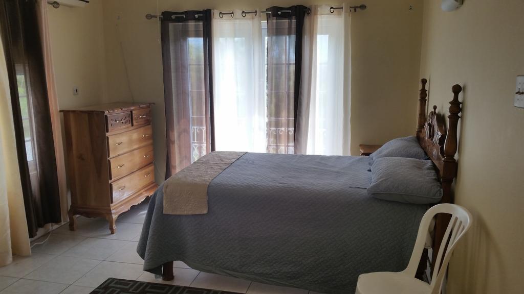 Hatfield South Villa Montego Bay Room photo